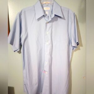 Men's light blue button down short sleeve